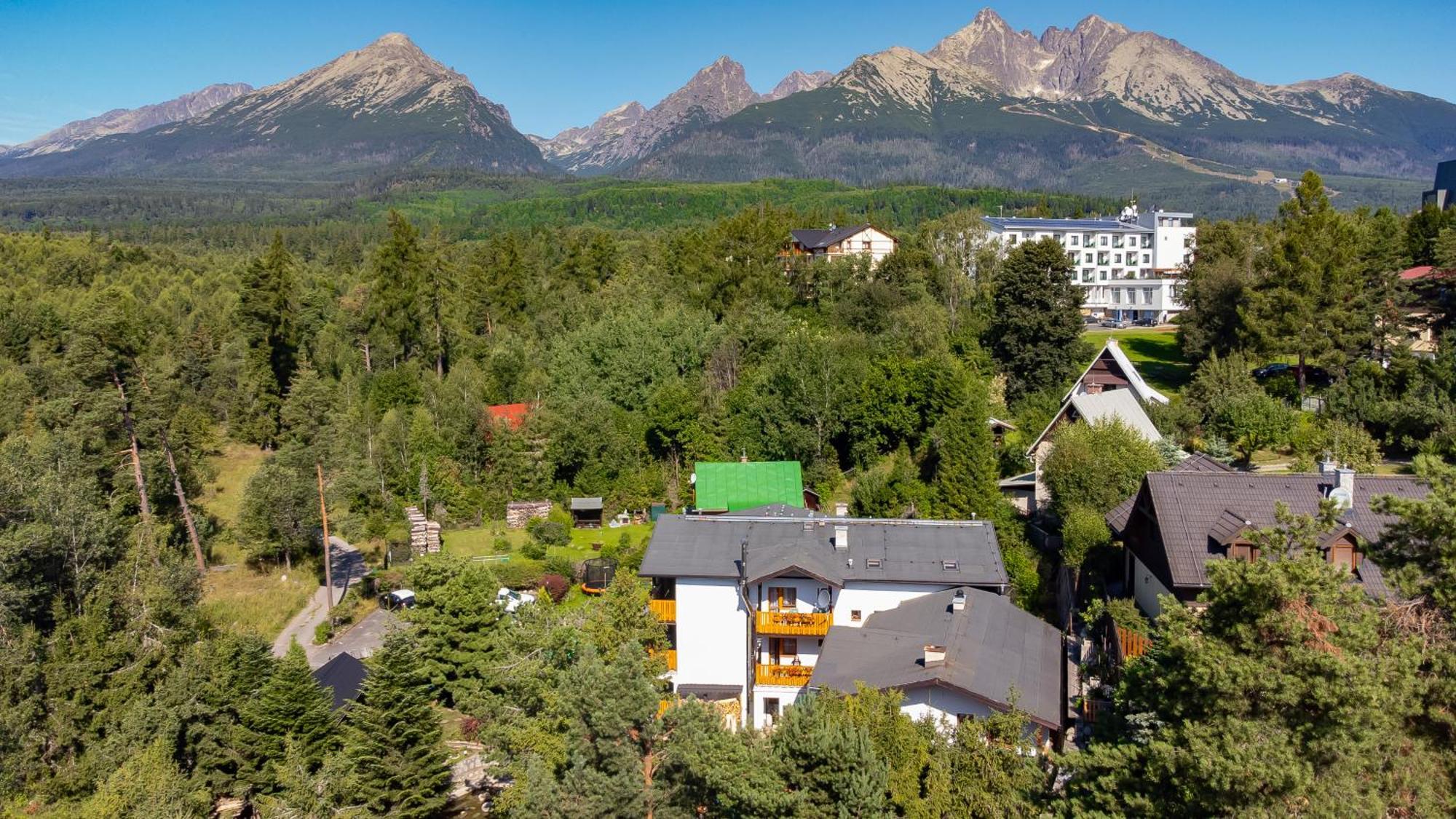 Penzion Pazicky Stará Lesná エクステリア 写真