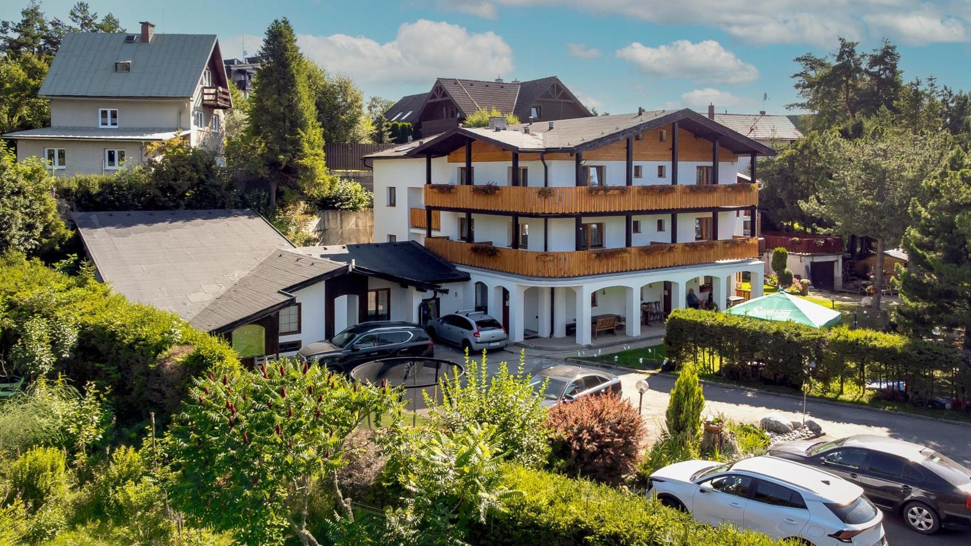 Penzion Pazicky Stará Lesná エクステリア 写真